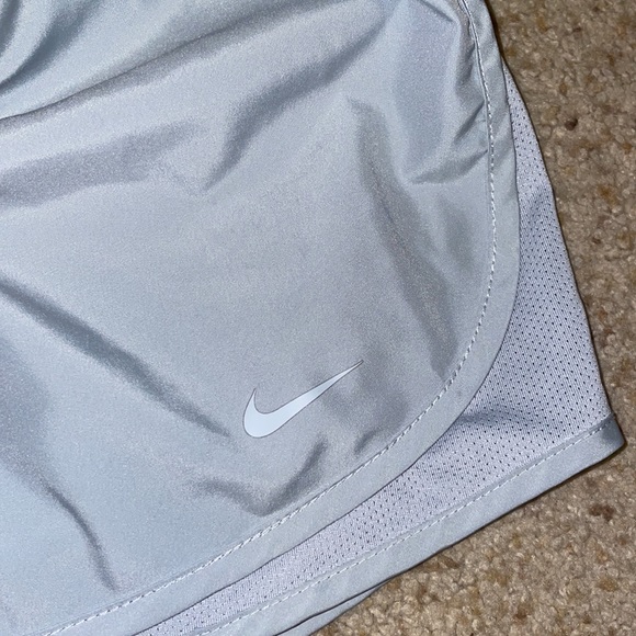 Nike DRI-FIT gray shorts! - Picture 3 of 4
